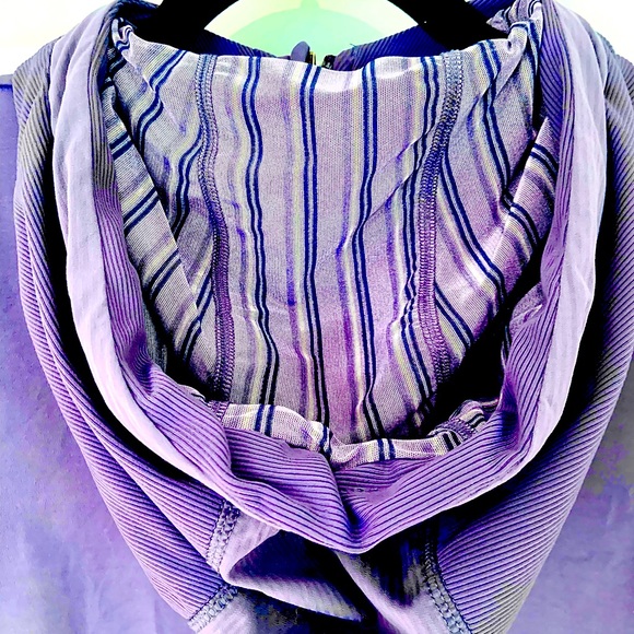 Lulu lemon In Stride Jacket - Picture 4 of 5